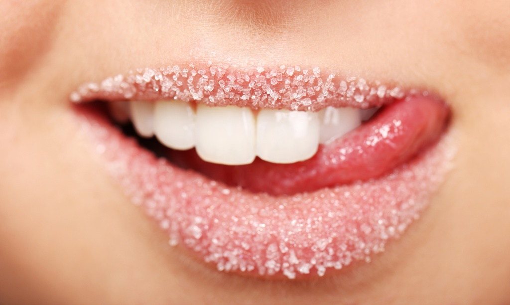 sugar-sweet-teeth-lips-tongue.jpg