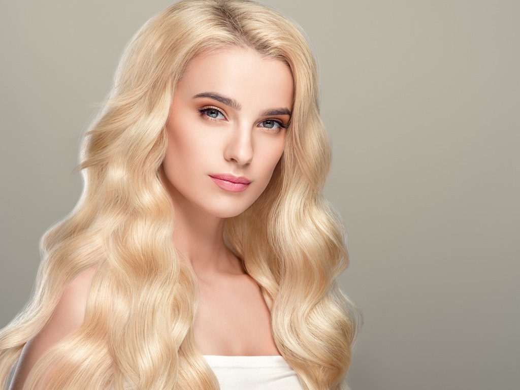 Советы блондинкам: надолго сохраняем холодные оттенки волос